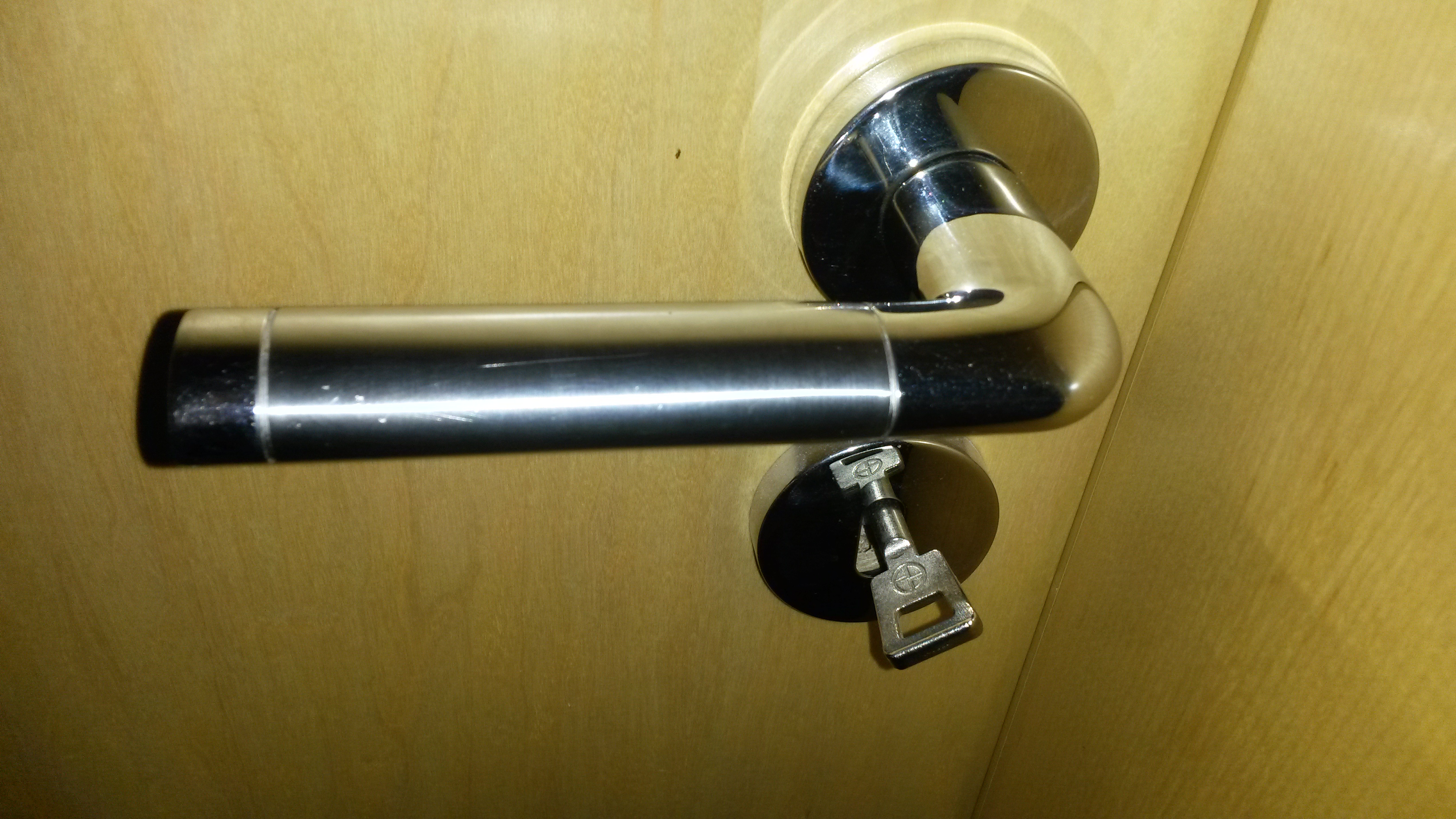 Drückergarnituren usw.